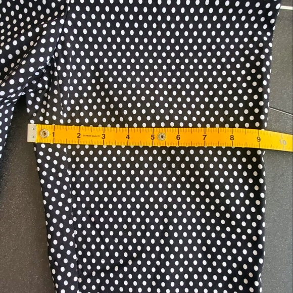 nwt Frank Lyman Pull-On Capri Ankle Trousers, Black with Floral Polka Dots - Picture 6 of 10